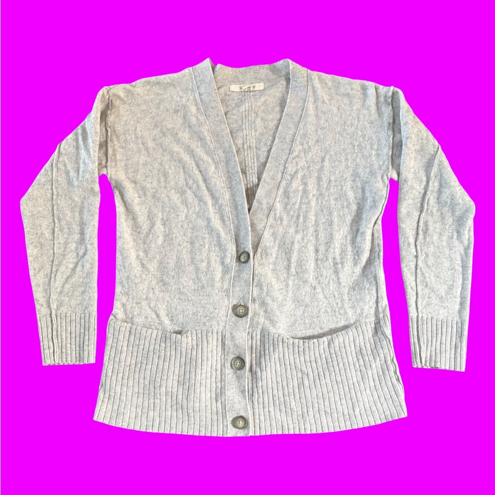 Gray V-Neck Cardigan Sweater with Ribbed Texture women’s size 10